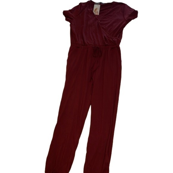 Pretty Garden maroon pant suit romper L NWT - Picture 1 of 3